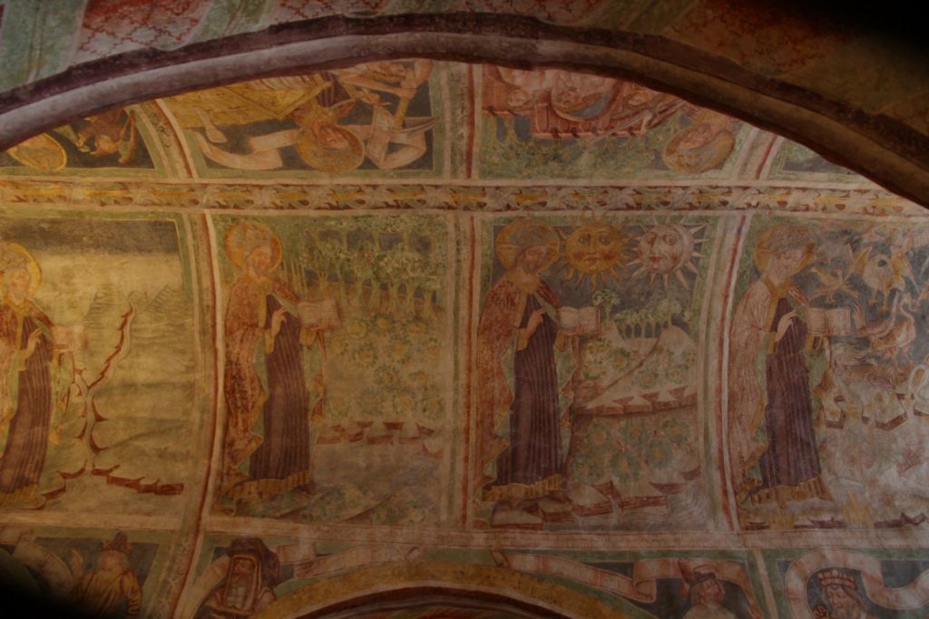 Cristoclie Cristoglie Chiesa romanica della Santissima Trinità affreschi